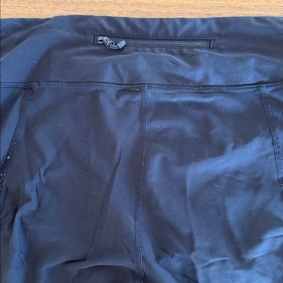 Lululemon Lulu lemon capri leggings in Black - Picture 4 of 4